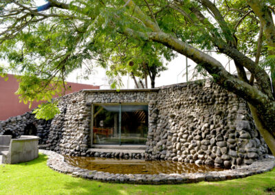 VILLA ESCONDIDA